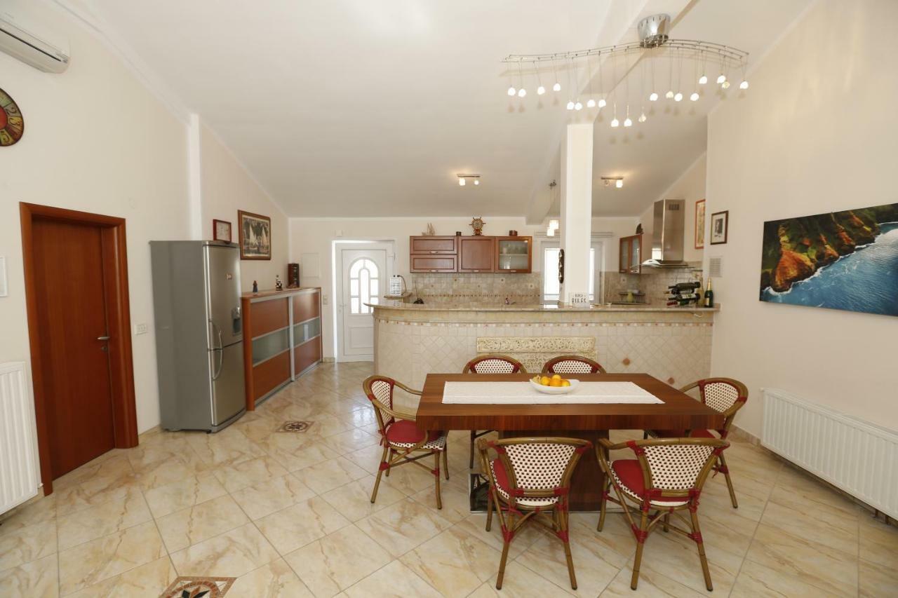 Apartment Bojan Baška Buitenkant foto