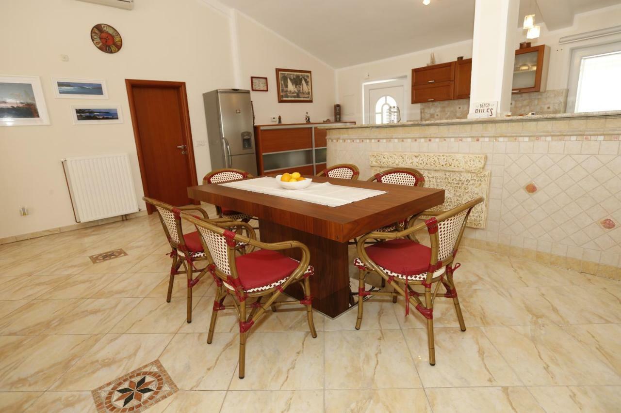 Apartment Bojan Baška Buitenkant foto