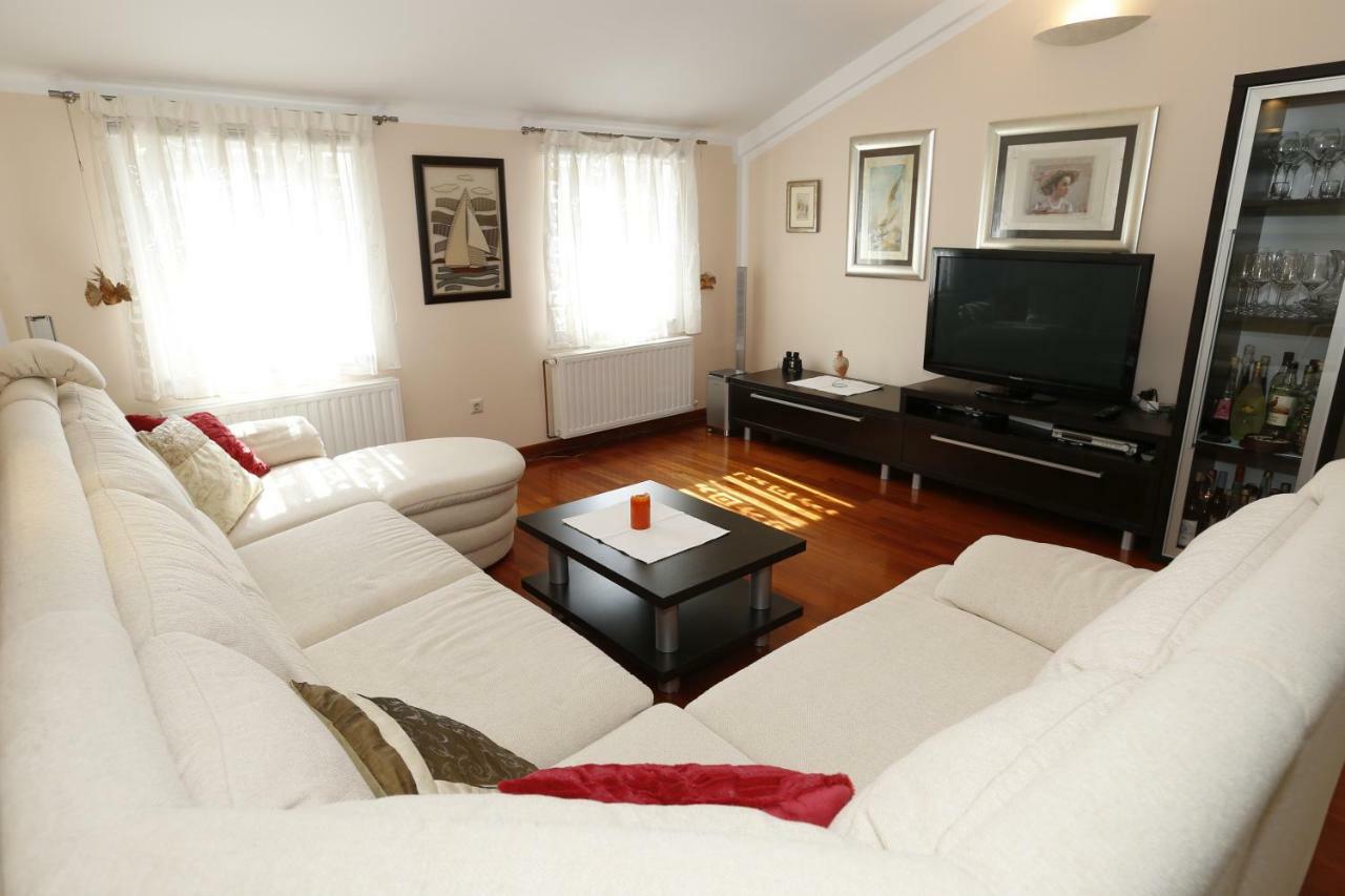 Apartment Bojan Baška Buitenkant foto